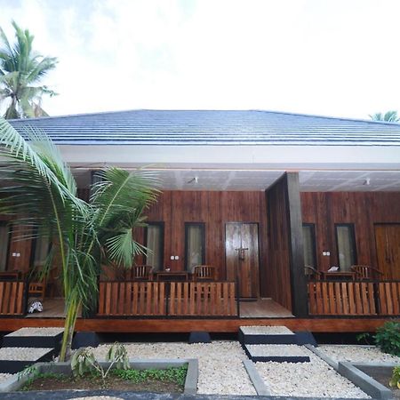 Sunari Beach Resort 2 Padang  ภายนอก รูปภาพ