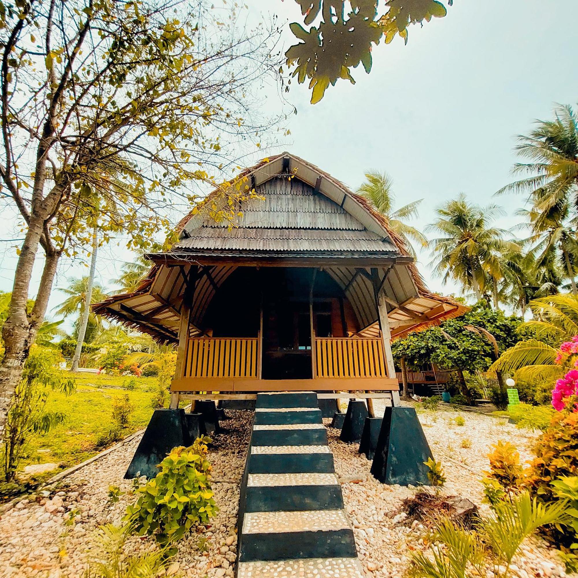Sunari Beach Resort 2 Padang  ภายนอก รูปภาพ