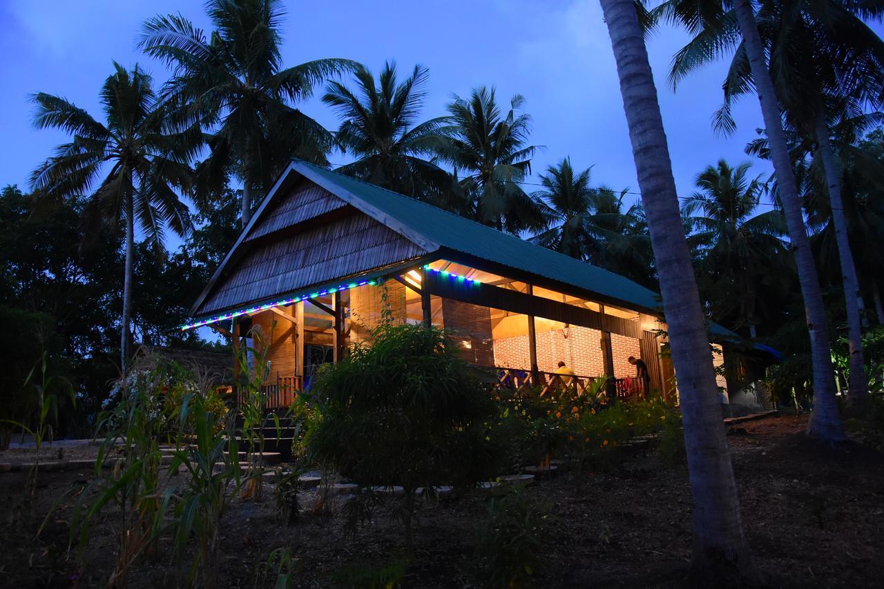 Sunari Beach Resort 2 Padang  ภายนอก รูปภาพ